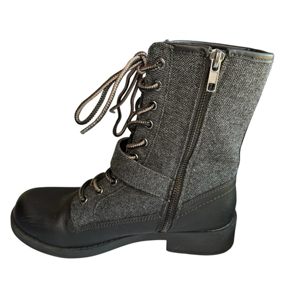 Levi’s Women’s Combat Boots – Size 7 – Excellent Condition - Picture 3 of 13